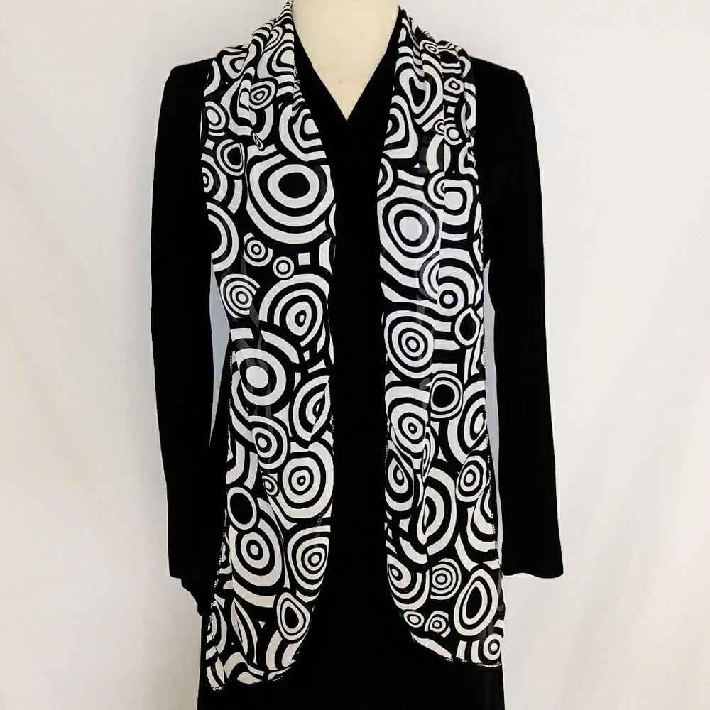 Silky Psychedelic Pattern Black And White Scarf #hundredsofscarves